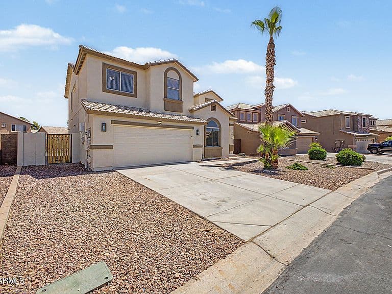 15936 W CENTRAL Street photo 3