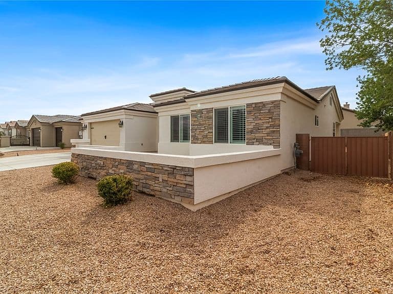 3780 Katie Lane Loop photo 4