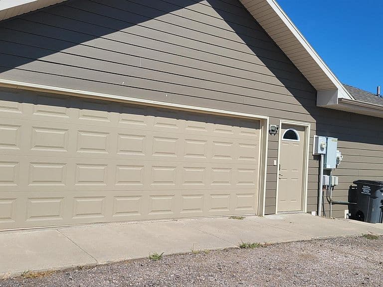 509 Trail Dr photo 2