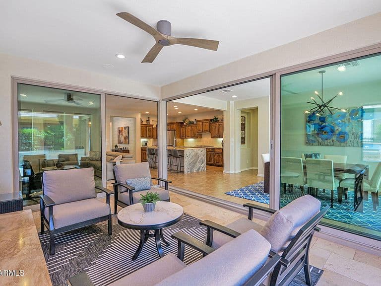 1571 E HESPERUS Way photo 3
