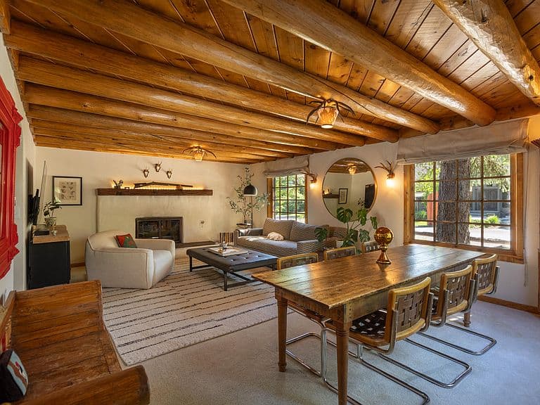 712 Wood River Dr photo 3