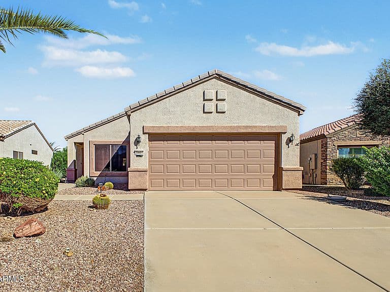 20613 N SHADOW MOUNTAIN Drive photo 2