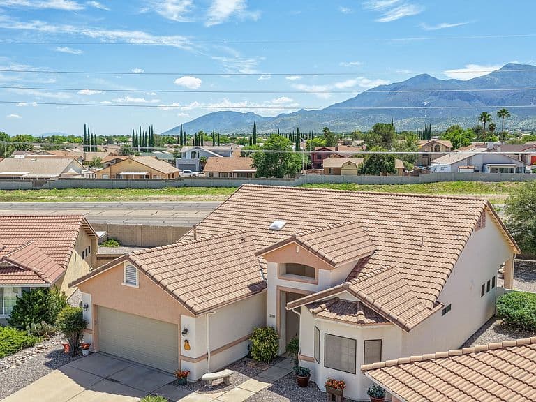 2788 RAINTREE Court photo 3