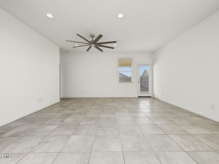 8297 W CLEMENTE Way photo 5
