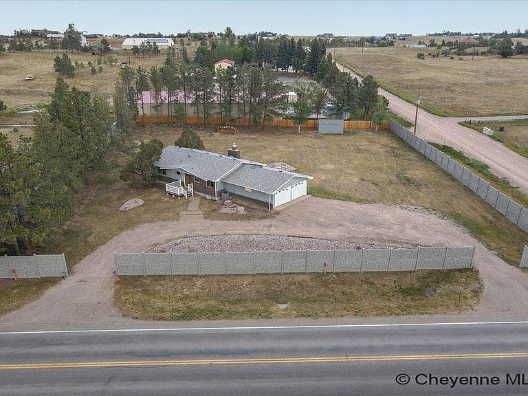 852 E Riding Club Rd photo 1
