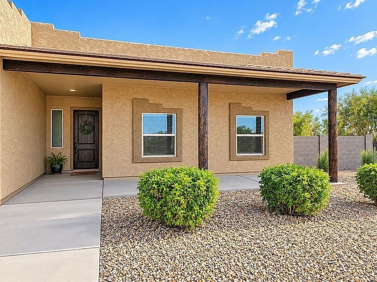 20324 W Melanie Dr photo 3