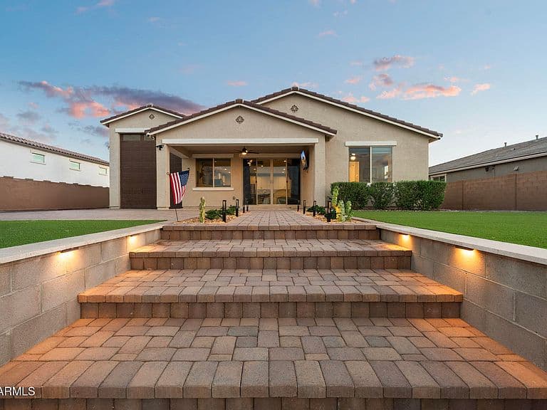 40392 W DESERT FAIRWAYS Drive photo 5