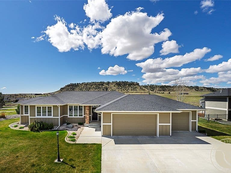 4118 Woodcreek Dr photo 1