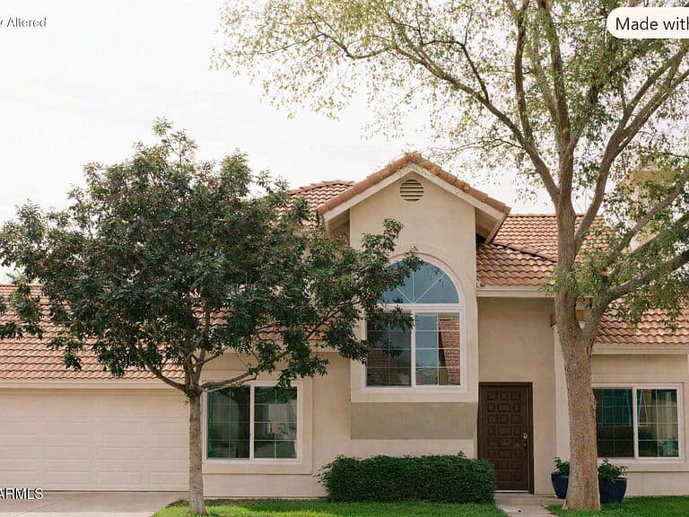 3757 E Kent Drive photo 2