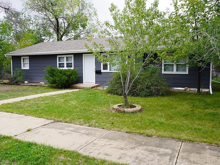 2118 Oak Ave photo 1