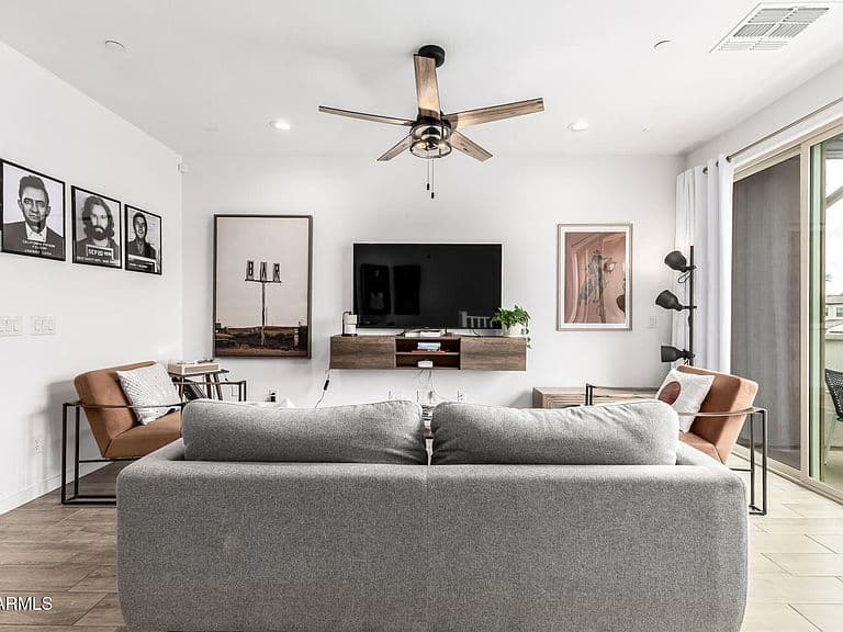 4708 S Glacier Ave photo 5