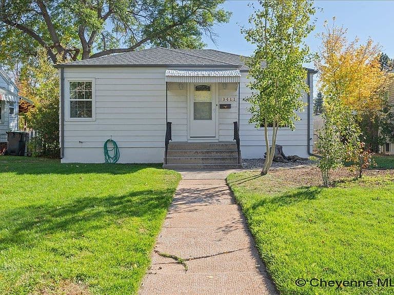 3411 Dillon Ave photo 4