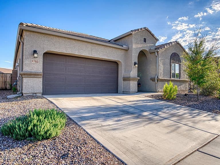8783 W Weeping Dalea Dr photo 2