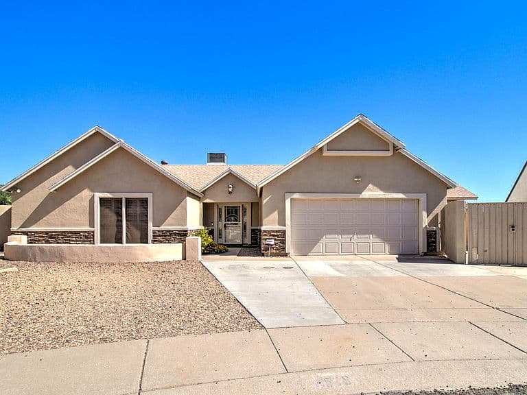 4509 E PEARCE Road photo 1