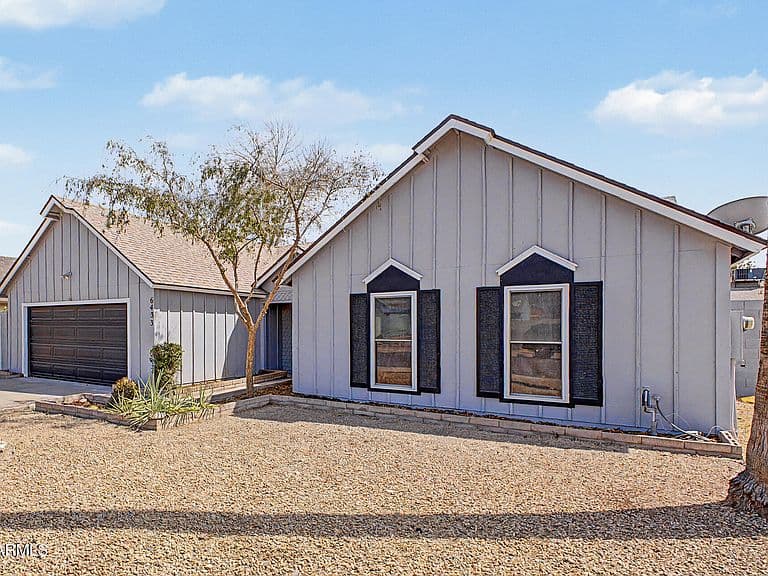 6433 W KINGS Avenue photo 4