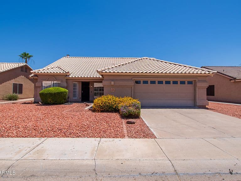 6023 W BLACKHAWK Drive photo 2