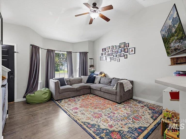 5302 Weston Ave photo 4