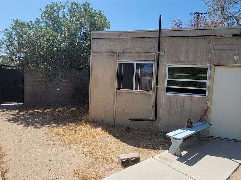 2656 S La Cruz Ave photo 3