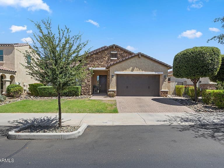 9748 E THEIA Drive photo 1