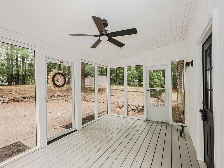 112 Gilson Road photo 5