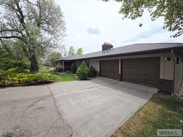 595 N Murdock Ln photo 5