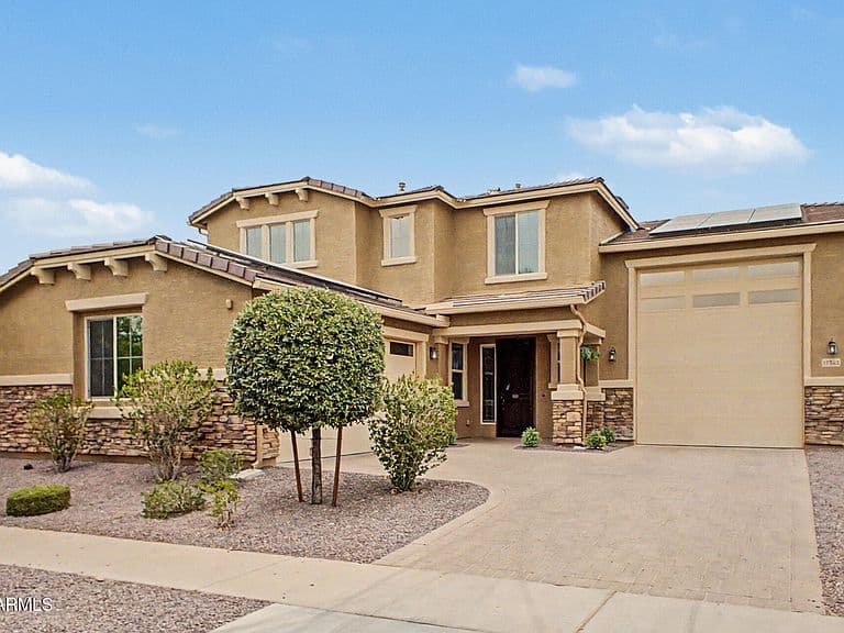 17352 W HEDGEHOG Place photo 4
