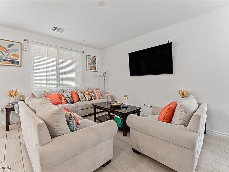 8879 Roadrunner Ravine St photo 5