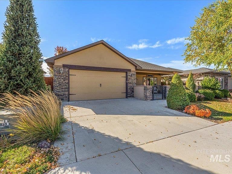 9683 W Wildbranch Dr photo 3