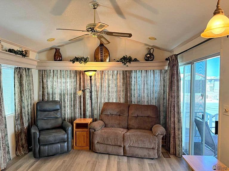 11207 S Maria Rosa Dr photo 2