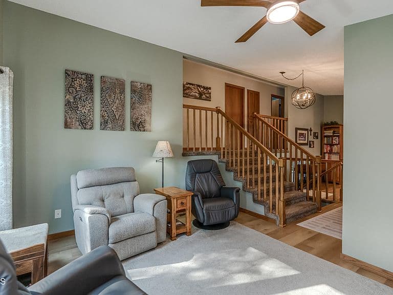3504 Overlook Dr photo 4
