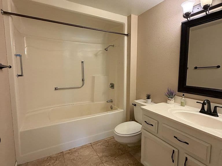 11430 N Blue Ridge Dr photo 4