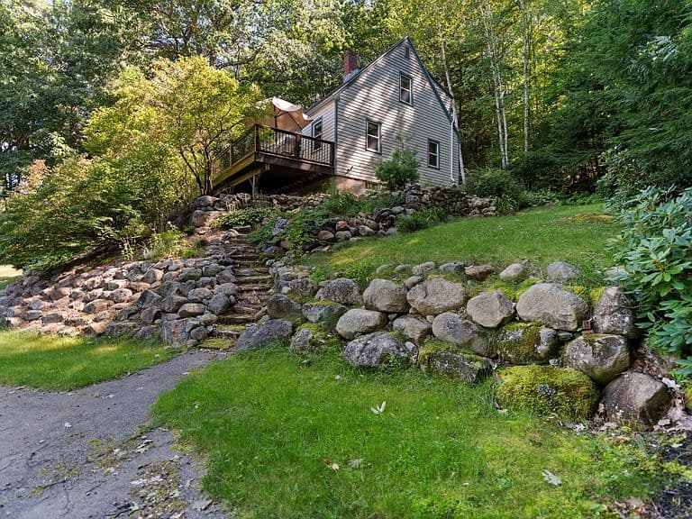 912 NH Route 175 photo 2