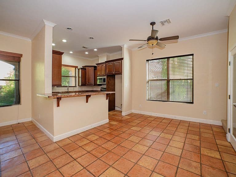 3901 S Tillman Way photo 4