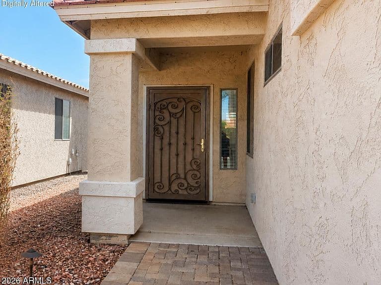 18217 N CANAL Drive photo 2