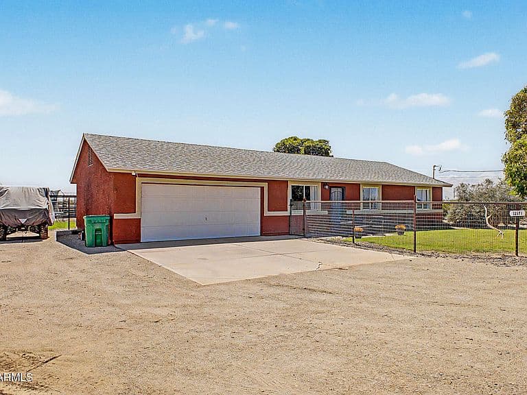 12171 E REKSOM Road photo 5