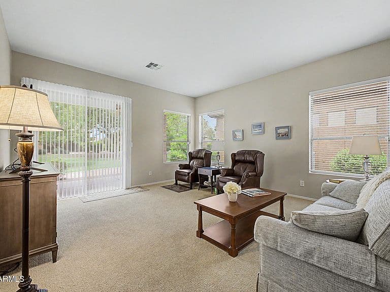 9614 E NACOMA Drive photo 5