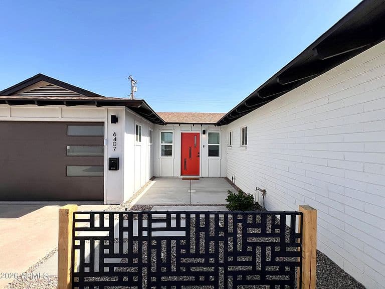 6407 E WILSHIRE Drive photo 2