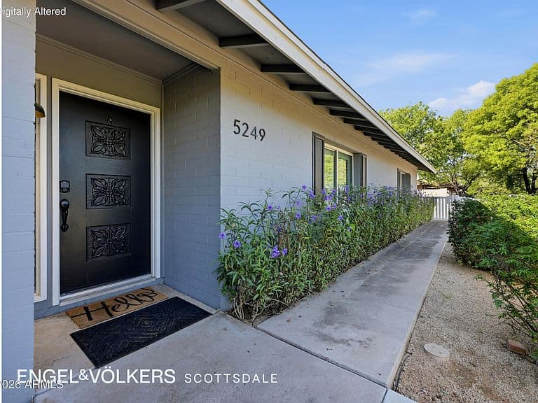 5249 E THUNDERBIRD Road photo 3