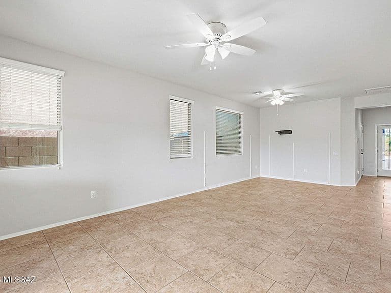 10688 E Sanctuary Ridge Ln photo 4