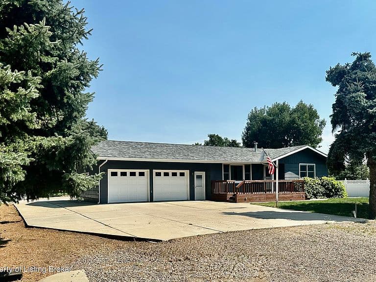 2153 Valentine Ave photo 3