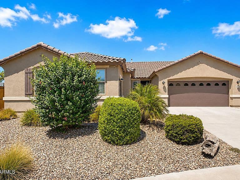 22220 E DESERT HILLS Court photo 5