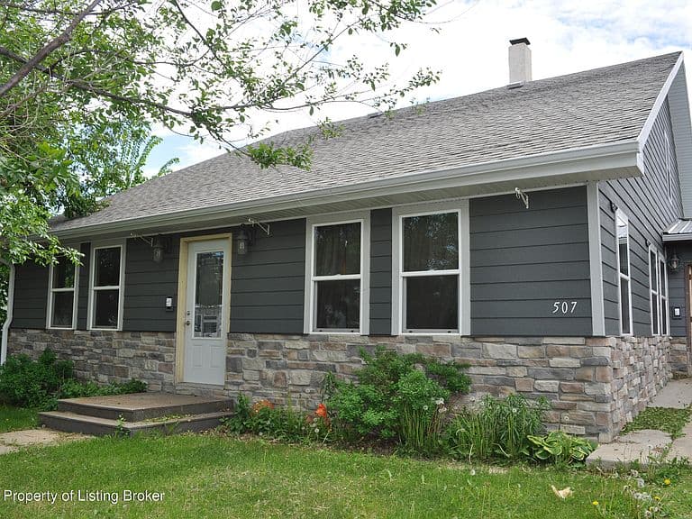 507 4th Ave W photo 1