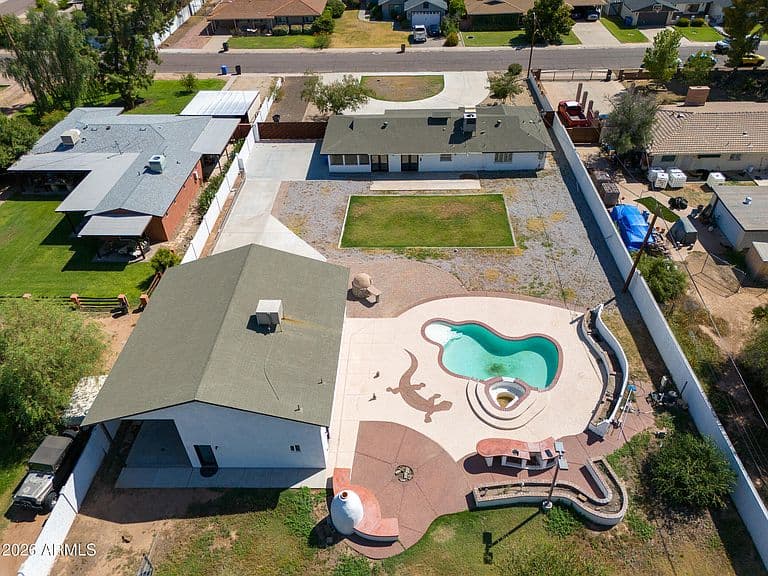 3312 E Flower Street photo 2