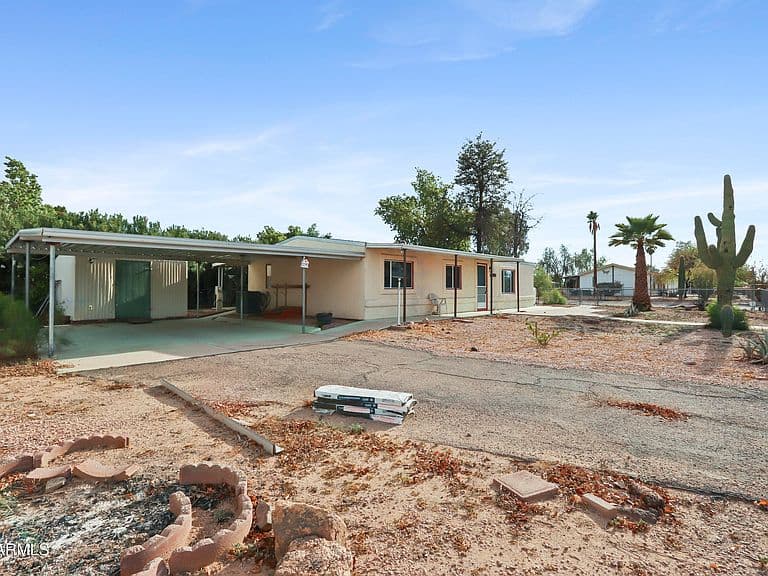 18685 W BOBCAT Road photo 5