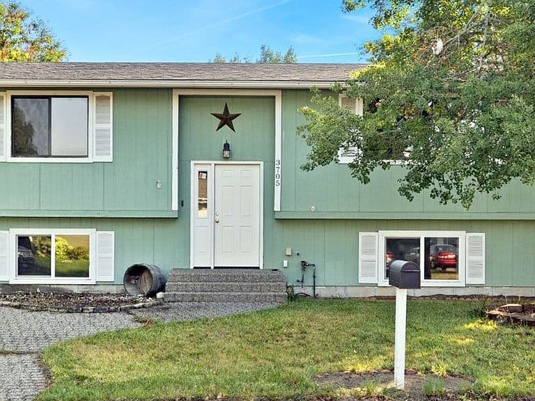 3705 Grecian Way photo 1