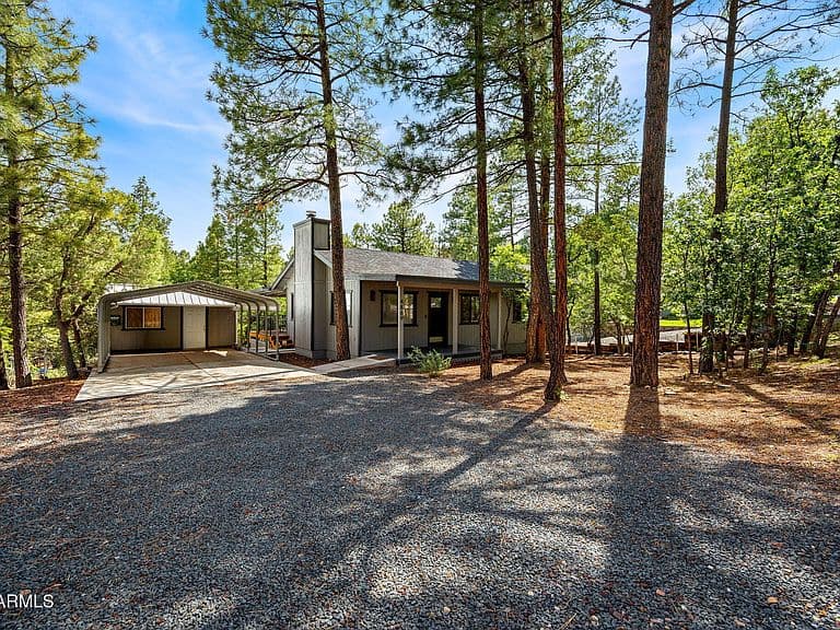 4869 APACHE Way photo 1