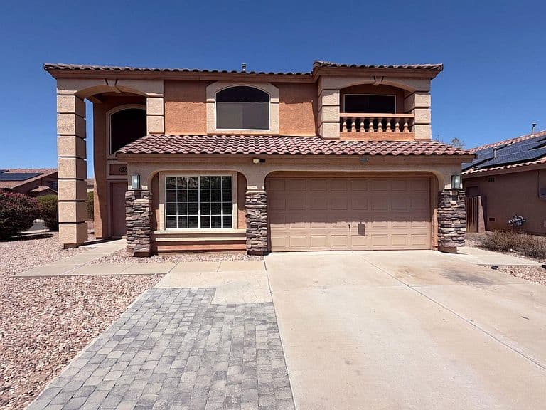 15652 W CALAVAR Road photo 1