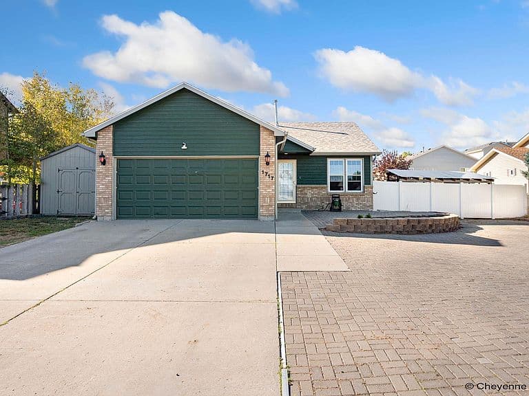 1717 Gold Dust Rd photo 2