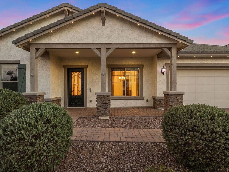 21171 E CARRIAGE Way photo 2