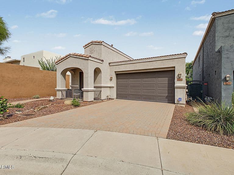 8163 N 13TH Way photo 3